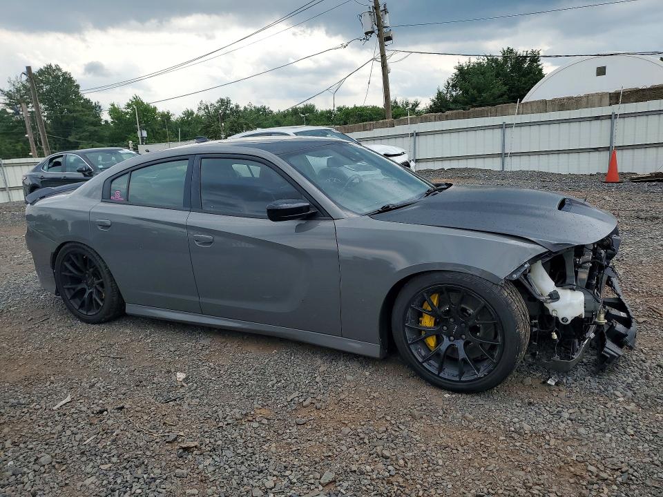 Photo 4 from auction – 2018 DODGE CHARGER with VIN 2C3CDXGJ3JH117114