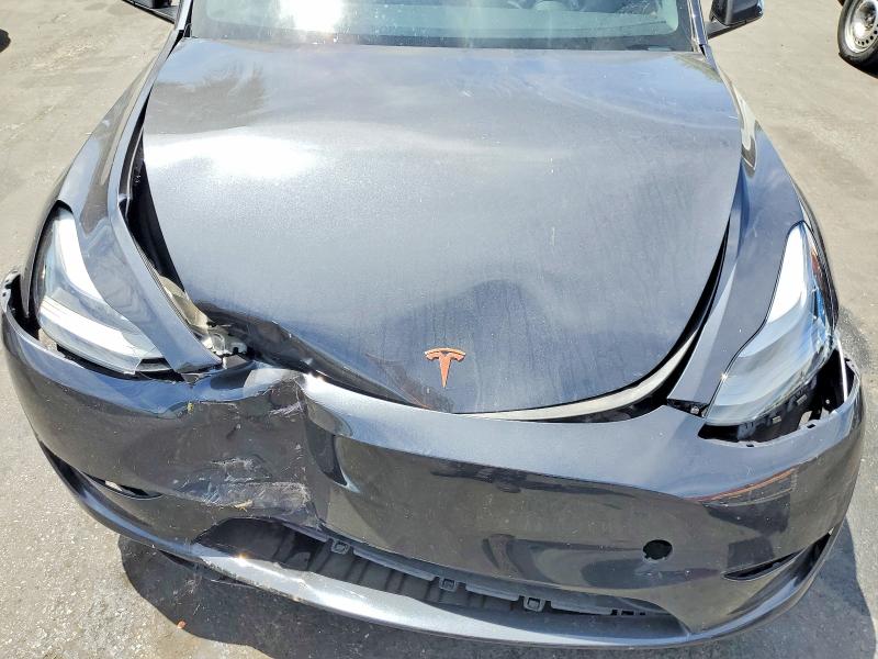 Photo 12 from auction – 2024 TESLA MODEL Y with VIN 7SAYGDEE2RF032475