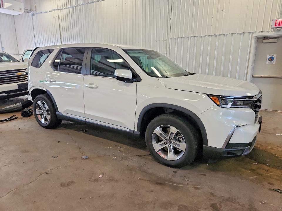 Photo 4 from auction – 2025 HONDA PILOT with VIN 5FNYG1H49SB174732