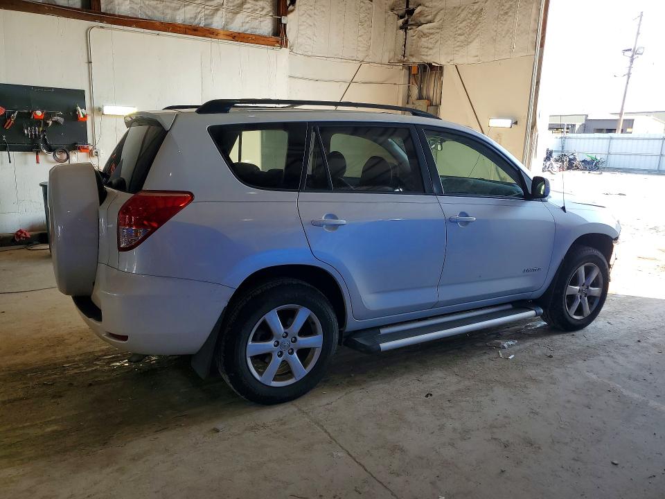 Photo 3 from auction – 2006 TOYOTA RAV4 with VIN JTMZD31V265029776