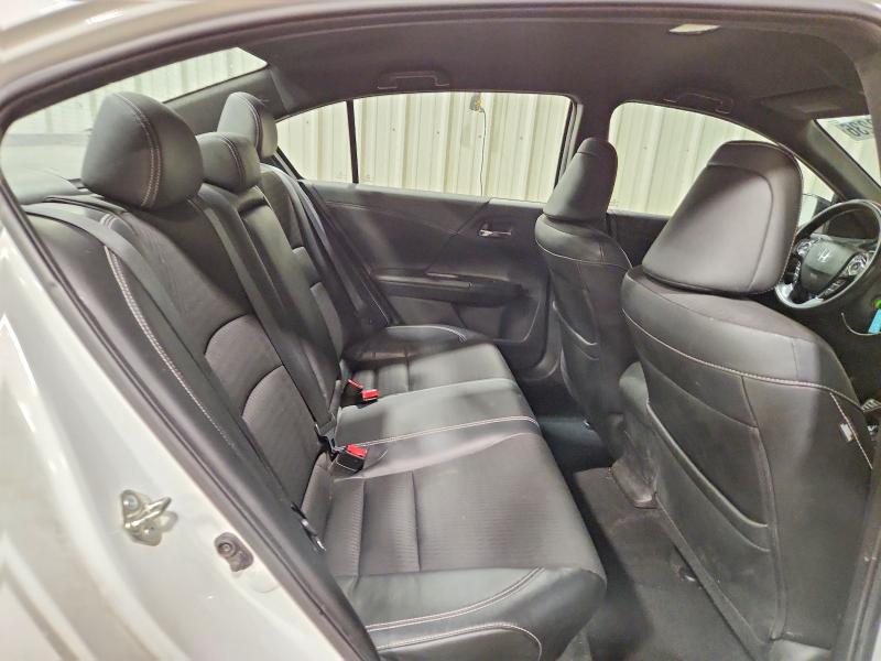 Photo 10 from auction – 2017 HONDA ACCORD with VIN 1HGCR2F68HA043597