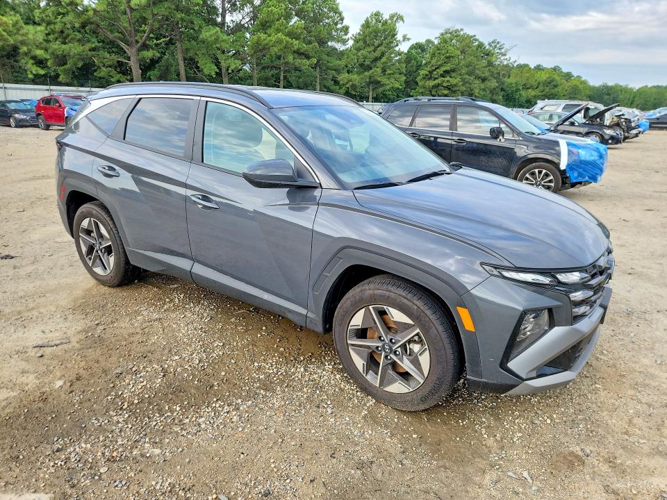 Photo 4 from auction – 2026 HYUNDAI TUCSON with VIN 5NMJB3DE4TH720881