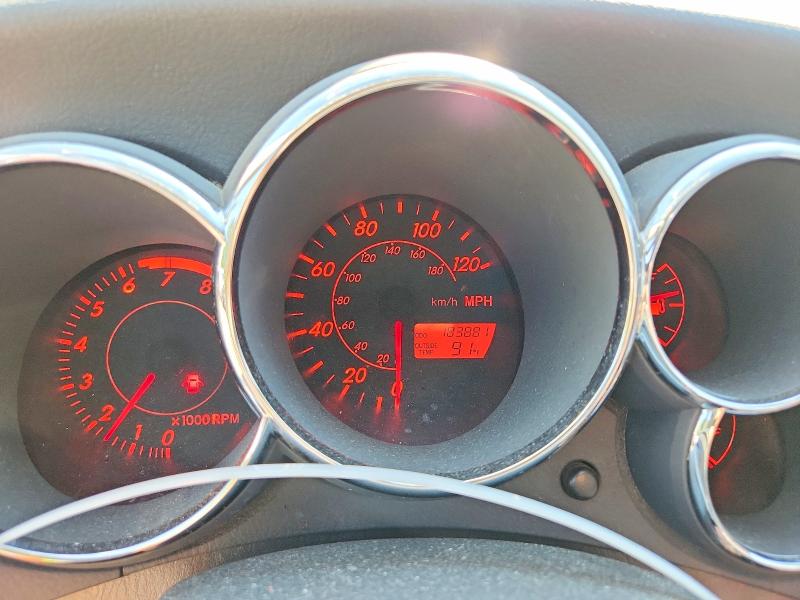 Photo 9 from auction – 2003 TOYOTA MATRIX with VIN 2T1KR32E23C127271