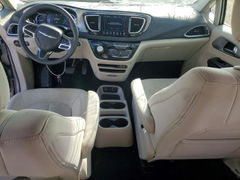 Photo 8 from auction – 2018 CHRYSLER PACIFICA with VIN 2C4RC1H79JR332967