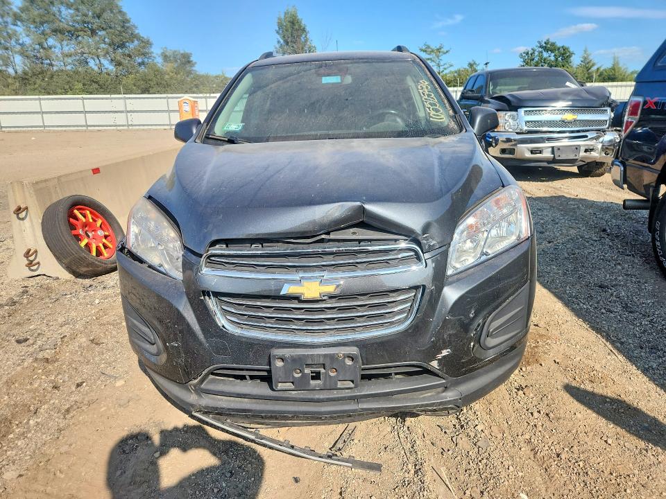 Photo 5 from auction – 2016 CHEVROLET TRAX with VIN 3GNCJPSB6GL261980