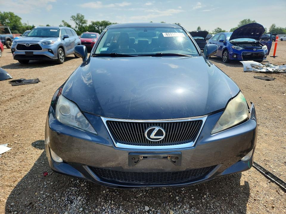 Photo 5 from auction – 2008 LEXUS IS with VIN JTHCK262285027385
