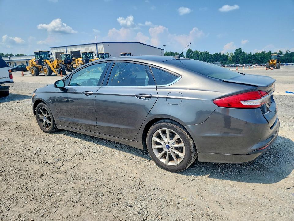 Photo 2 from auction – 2017 FORD FUSION with VIN 3FA6P0HD9HR268737