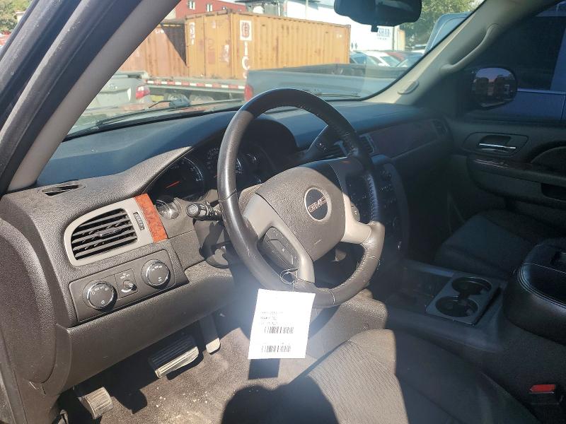 Photo 8 from auction – 2011 GMC YUKON with VIN 1GKS2AE05BR125726