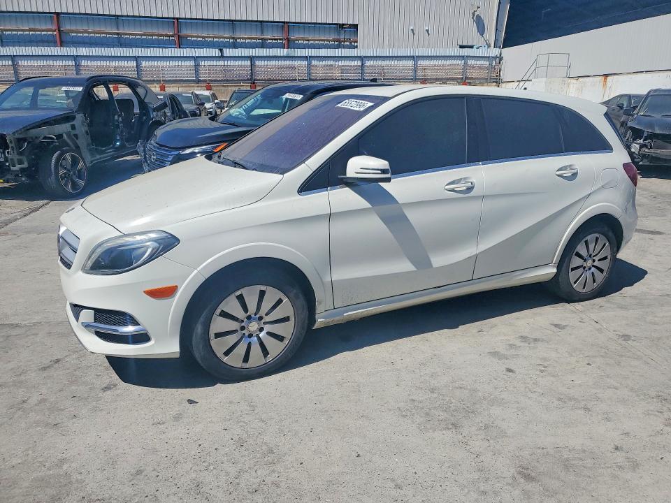 2016 MERCEDES-BENZ B