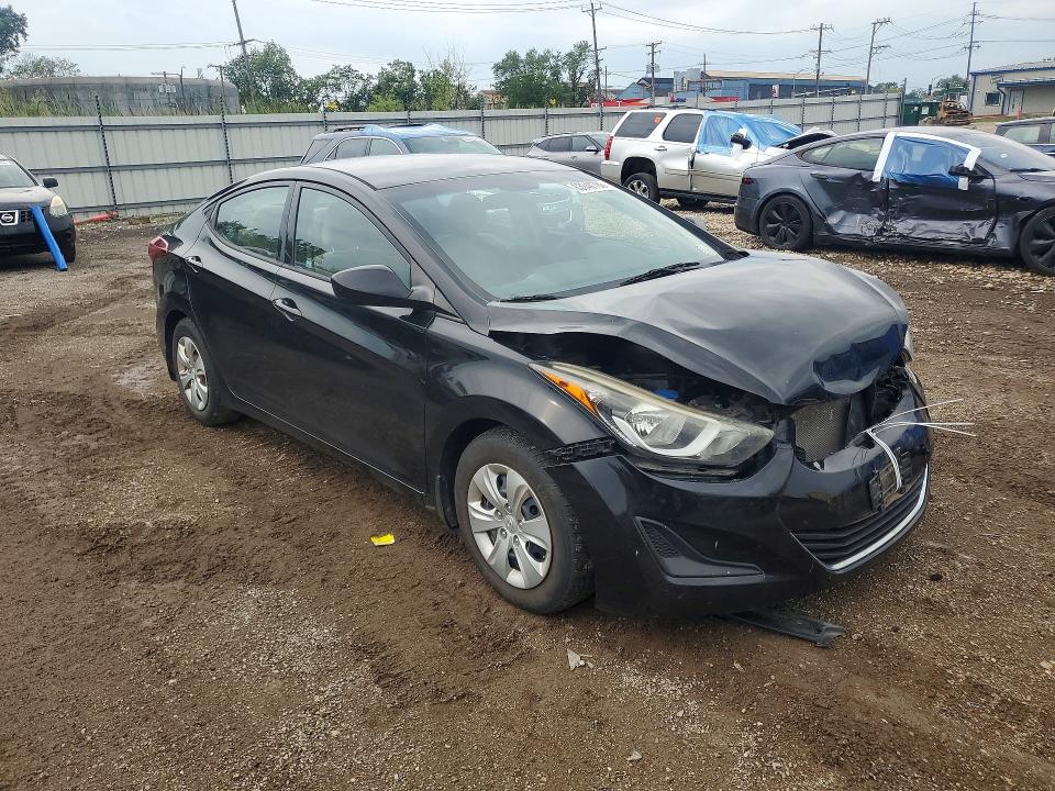 Photo 4 from auction – 2016 HYUNDAI ELANTRA with VIN 5NPDH4AE6GH783902