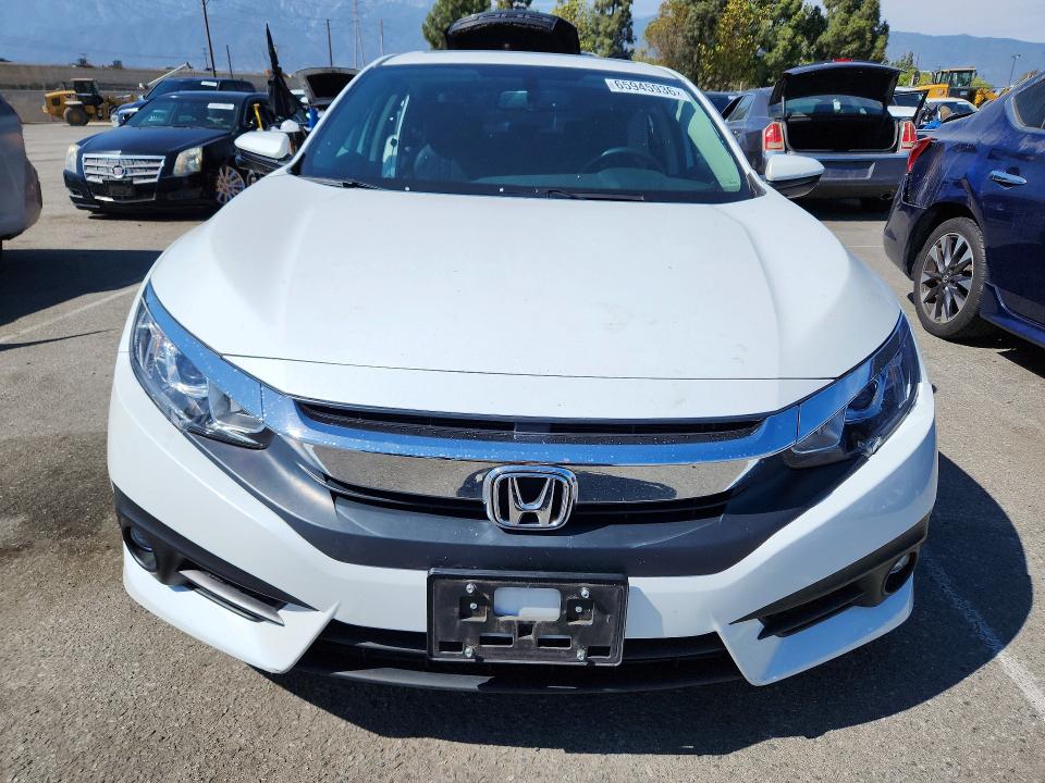 Photo 5 from auction – 2017 HONDA CIVIC with VIN 2HGFC1F7XHH644013