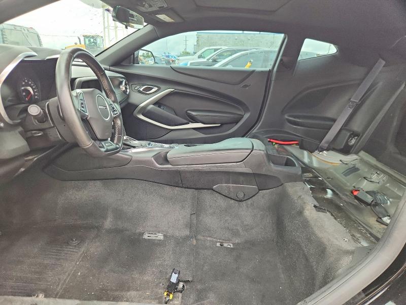 Photo 7 from auction – 2017 CHEVROLET CAMARO with VIN 1G1FF1R70H0185749