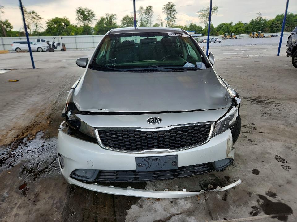 Photo 5 from auction – 2018 KIA FORTE with VIN 3KPFL4A73JE260857