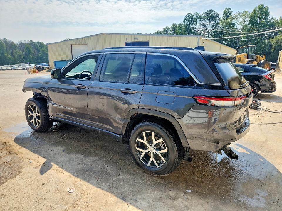 Photo 2 from auction – 2026 JEEP GRAND CHEROKEE with VIN 1C4RJHBR1TC261641