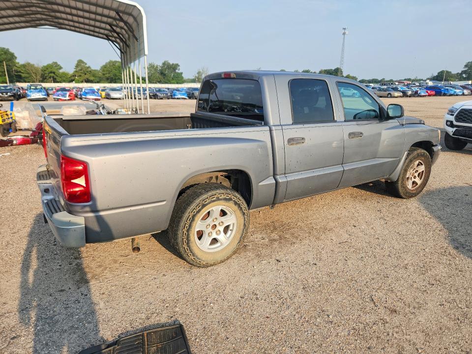 Photo 3 from auction – 2006 DODGE DAKOTA with VIN 1D7HE48NX6S588293