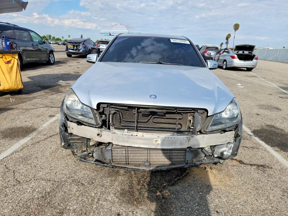 Photo 5 from auction – 2012 MERCEDES-BENZ C with VIN WDDGF4HBXCA615864