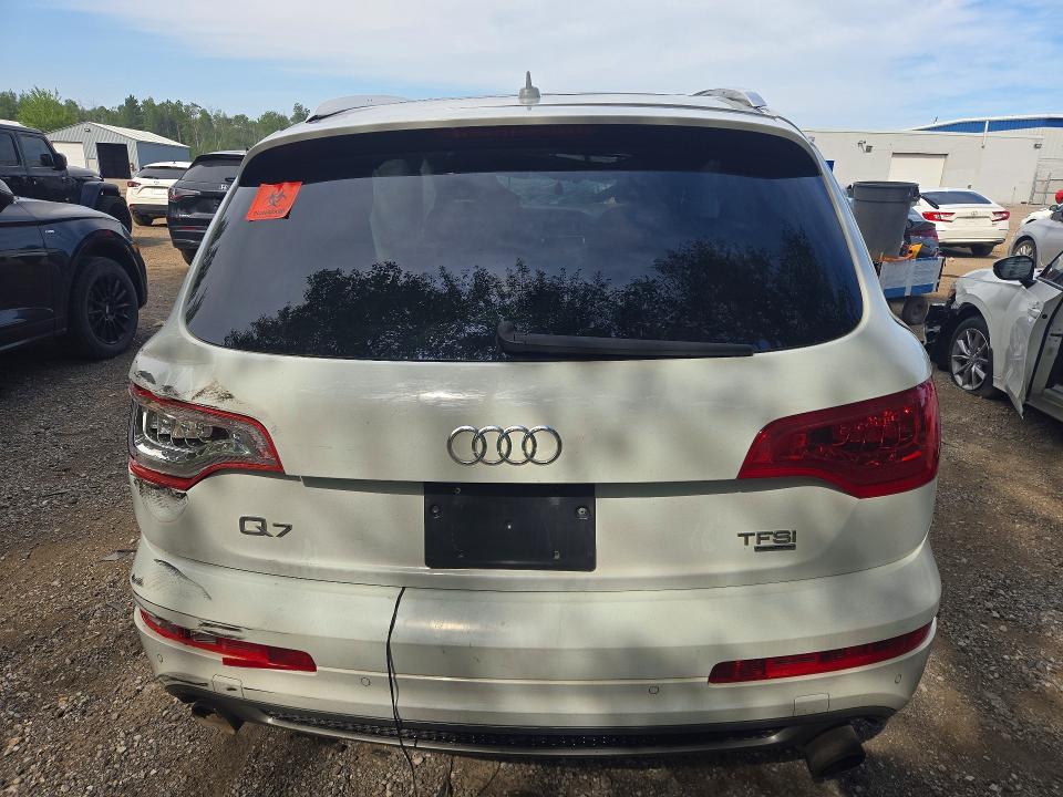 Photo 6 from auction – 2015 AUDI Q7 with VIN WA1WGCFE8FD011012