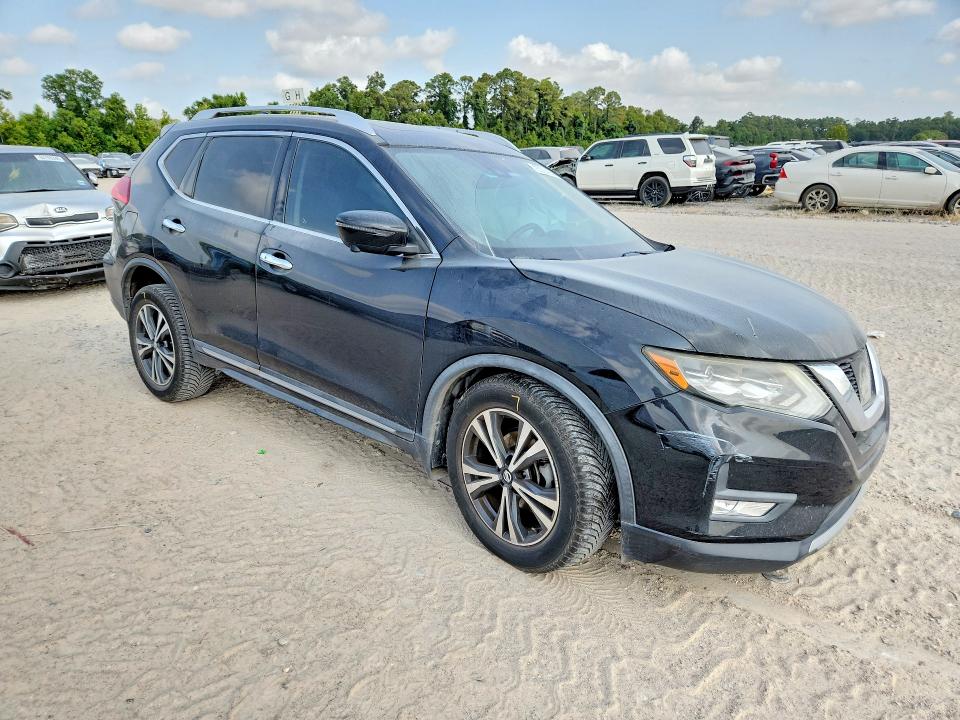 Photo 4 from auction – 2017 NISSAN ROGUE with VIN JN8AT2MTXHW398536