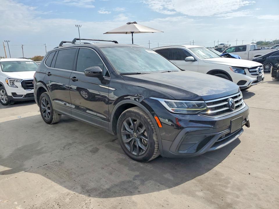 Photo 4 from auction – 2024 VOLKSWAGEN TIGUAN with VIN 3VVNB7AX5RM059447