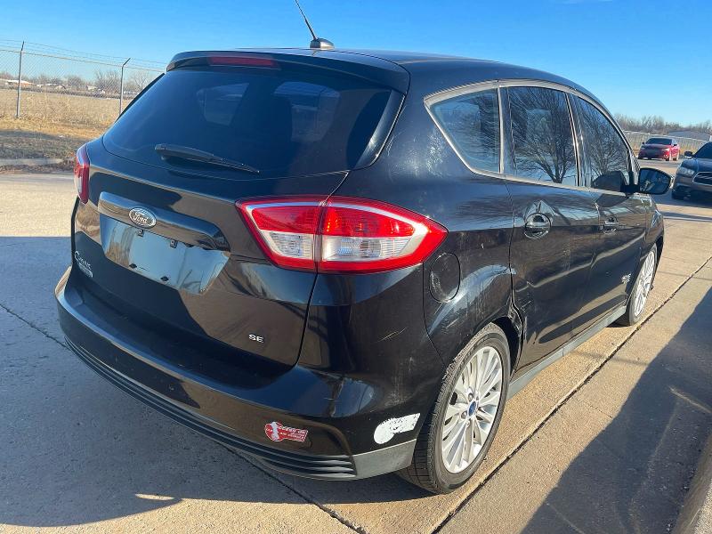 Photo 4 from auction – 2017 FORD C-MAX with VIN 1FADP5EU7HL108136