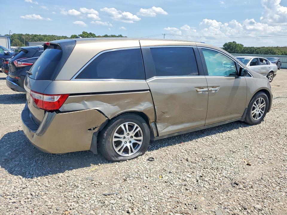 Photo 3 from auction – 2012 HONDA ODYSSEY with VIN 5FNRL5H67CB046788
