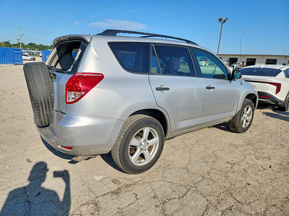 Photo 3 from auction – 2007 TOYOTA RAV4 with VIN JTMZD33V276041984