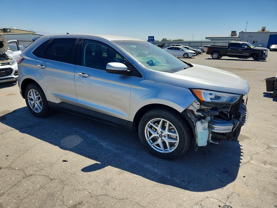 Photo 4 from auction – 2022 FORD EDGE with VIN 2FMPK4J93NBA33136