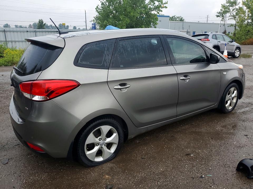 صورة رقم 3 من المزاد - 2014 KIA RONDO مع VIN KNAHT8A31E7023669