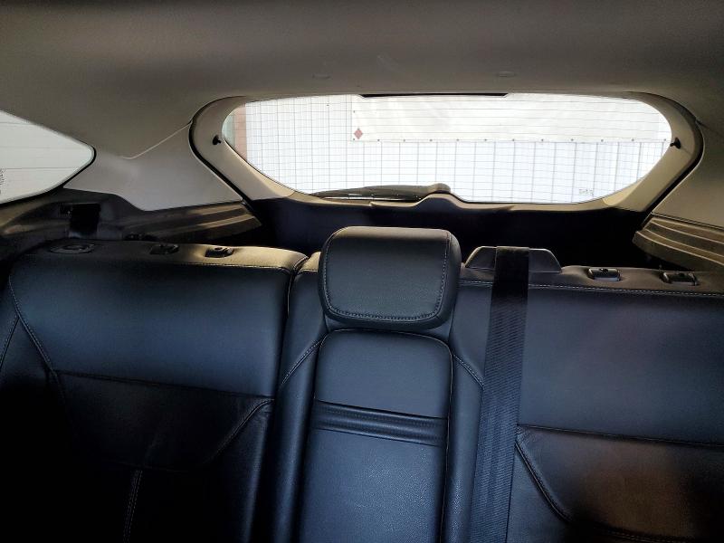 Photo 10 from auction – 2016 FORD FOCUS with VIN 1FADP3N2XGL335869