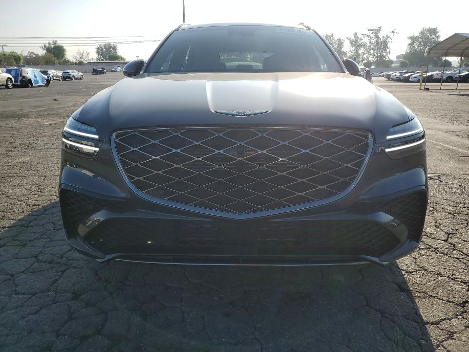 Photo 5 from auction – 2026 GENESIS GV70 with VIN KMUMFDTB9TU229954