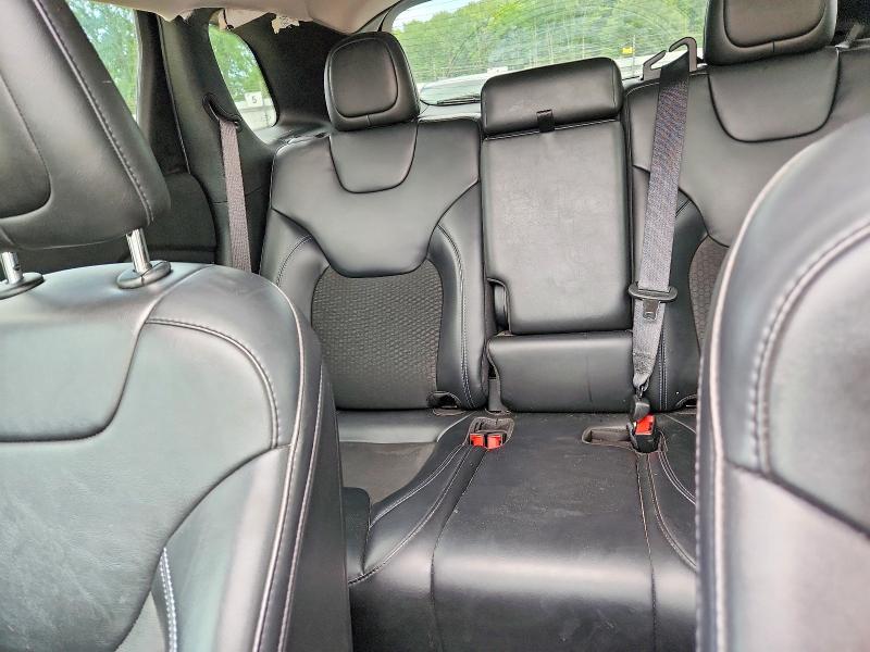 Снимка 10 от търг – 2020 JEEP CHEROKEE с VIN 1C4PJMLB2LD529642