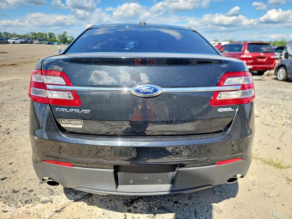Photo 6 from auction – 2015 FORD TAURUS with VIN 1FAHP2E87FG162450