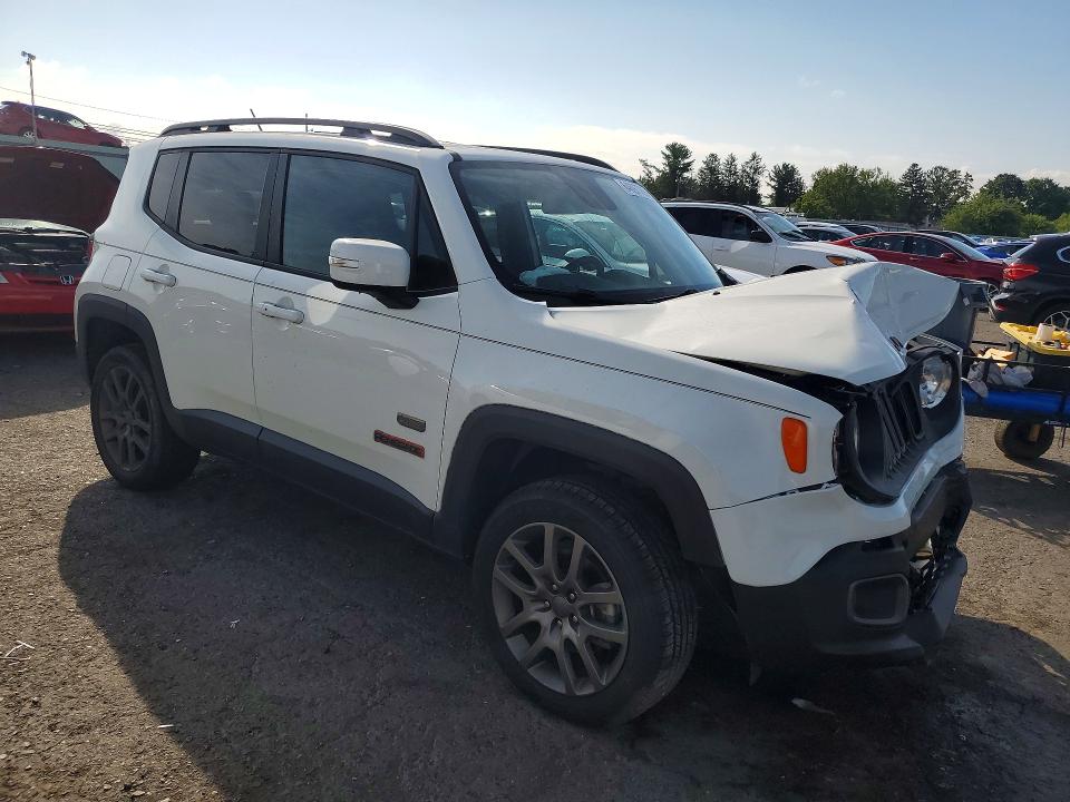Photo 4 from auction – 2016 JEEP RENEGADE with VIN ZACCJBBT8GPC85189