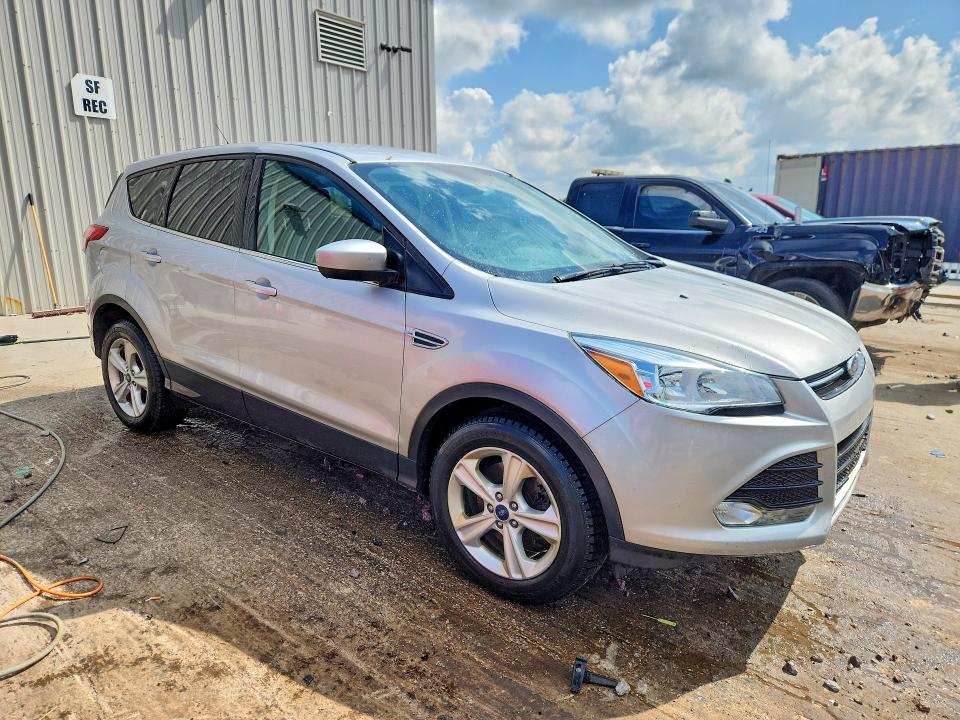 Photo 4 from auction – 2016 FORD ESCAPE with VIN 1FMCU9G92GUA84749