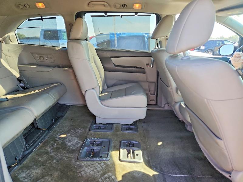 Снимка 11 от търг – 2016 HONDA ODYSSEY с VIN 5FNRL5H91GB027962