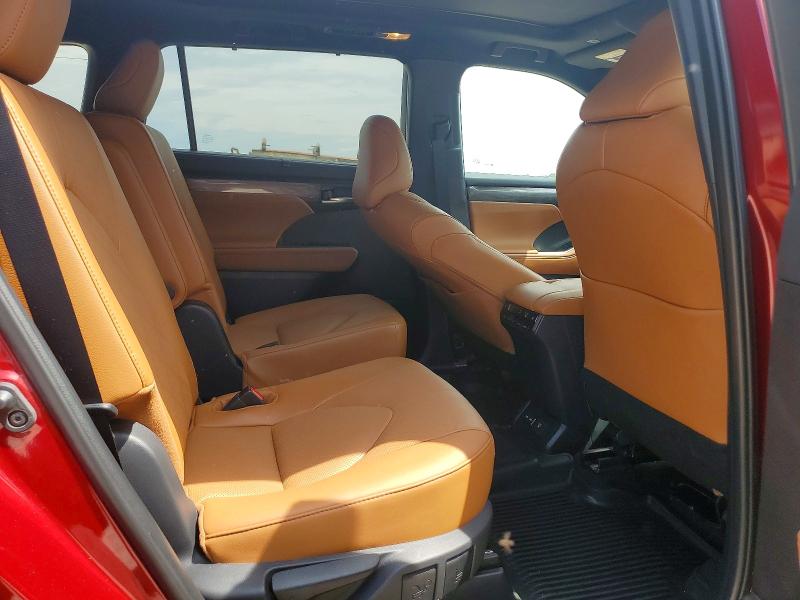 Photo 10 from auction – 2024 TOYOTA HIGHLANDER with VIN 5TDKDRAH2RS546833