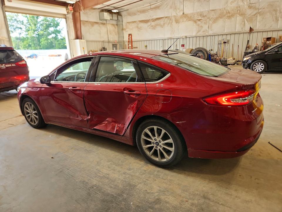 Photo 2 from auction – 2017 FORD FUSION with VIN 3FA6P0HD6HR366382