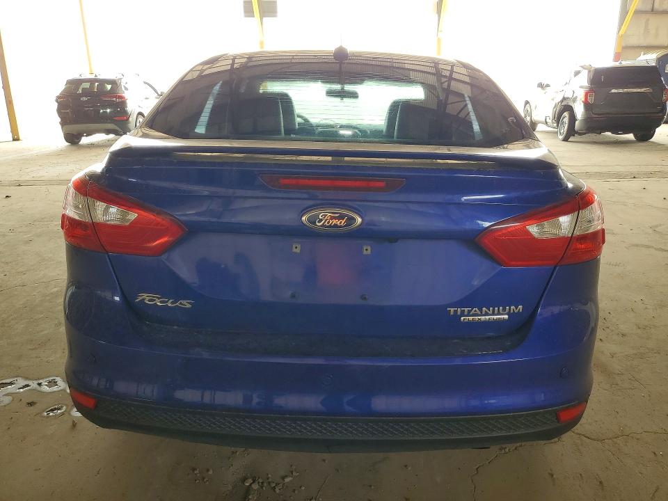 Photo 6 from auction – 2014 FORD FOCUS with VIN 1FADP3J2XEL199021