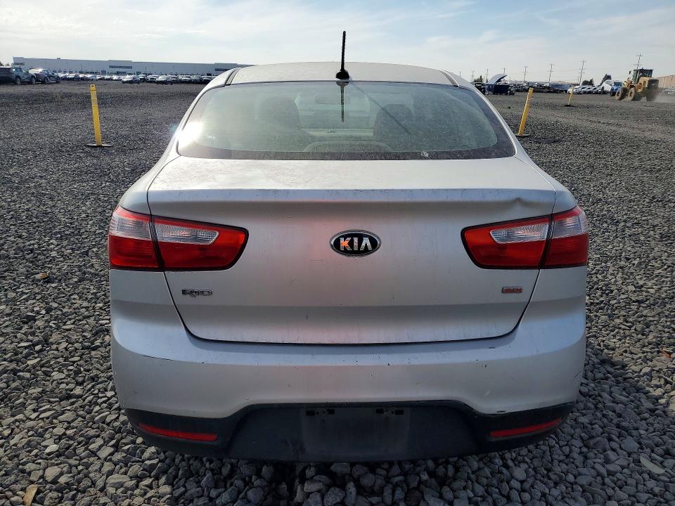Photo 6 from auction – 2014 KIA RIO with VIN KNADM4A33E6373735