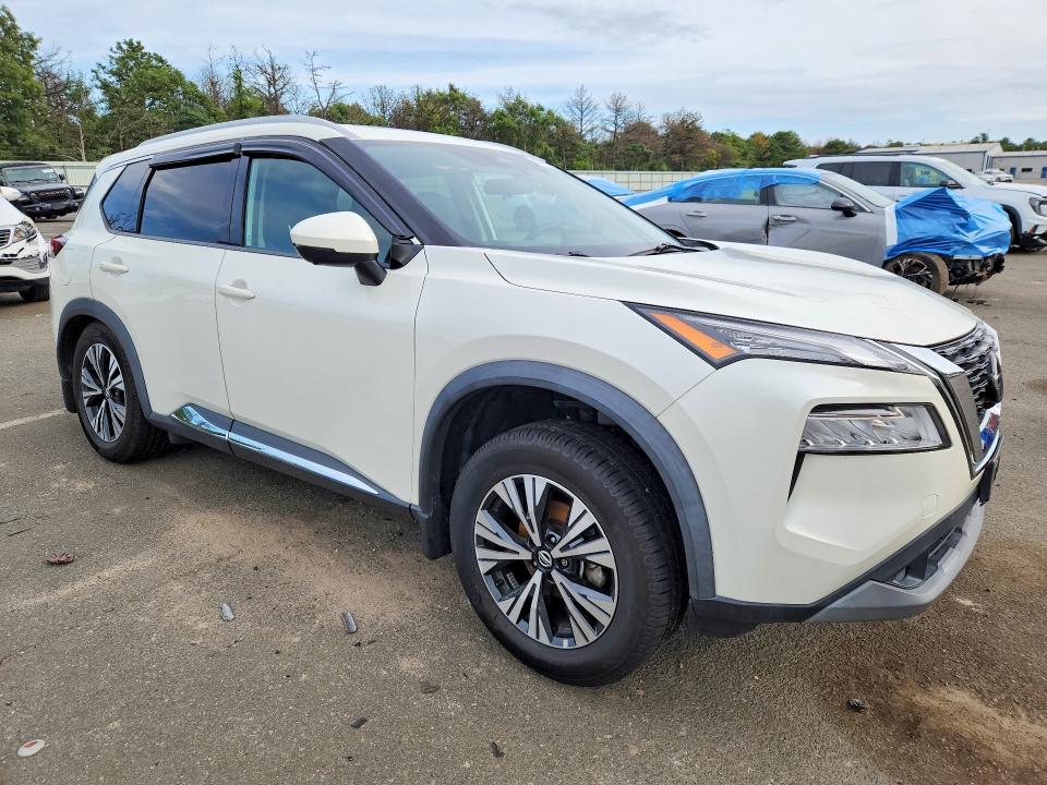 Photo 4 from auction – 2021 NISSAN ROGUE with VIN 5N1AT3BB0MC723116