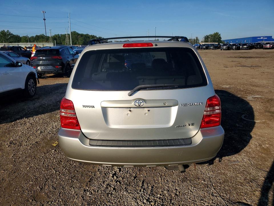 Photo 6 from auction – 2002 TOYOTA HIGHLANDER with VIN JTEHF21A720061915