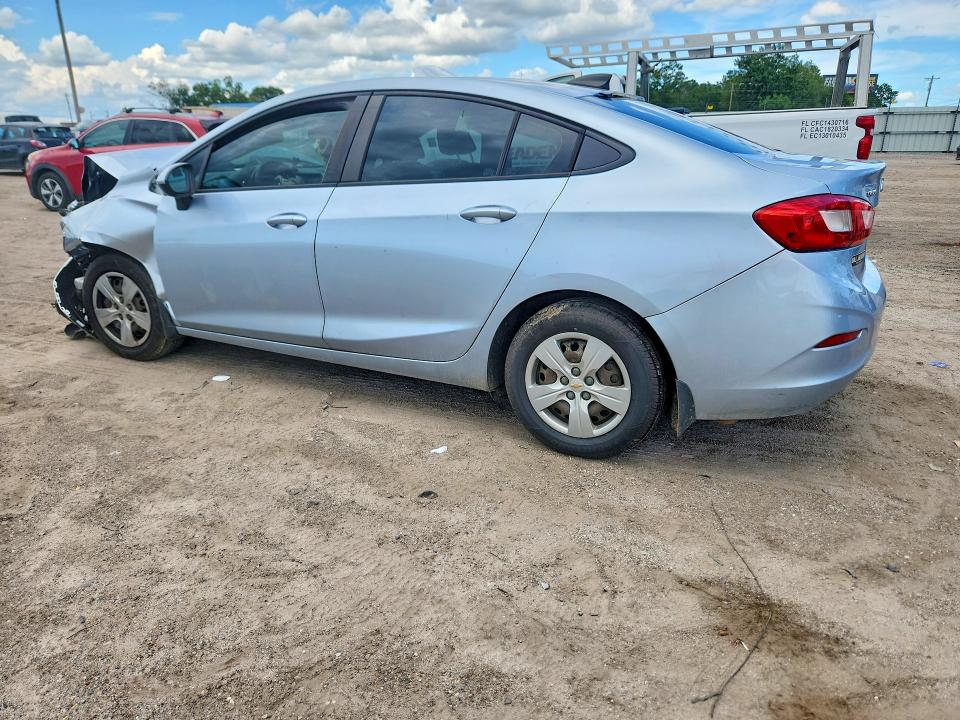 Photo 2 from auction – 2017 CHEVROLET CRUZE with VIN 1G1BB5SM4H7240874