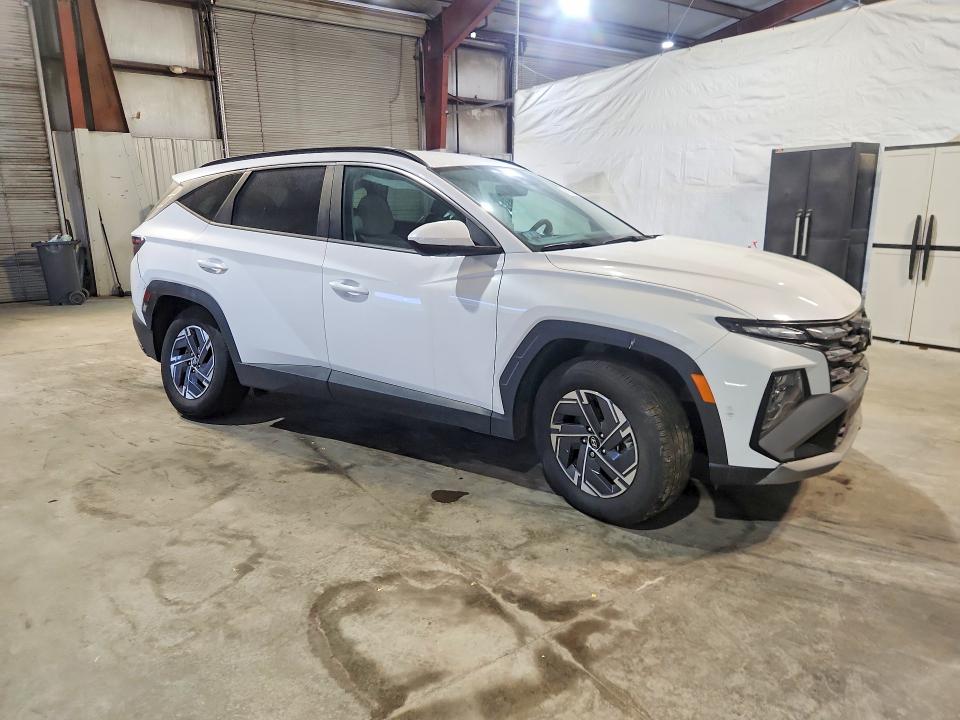 Photo 4 from auction – 2025 HYUNDAI TUCSON with VIN KM8JBDD1XSU287752