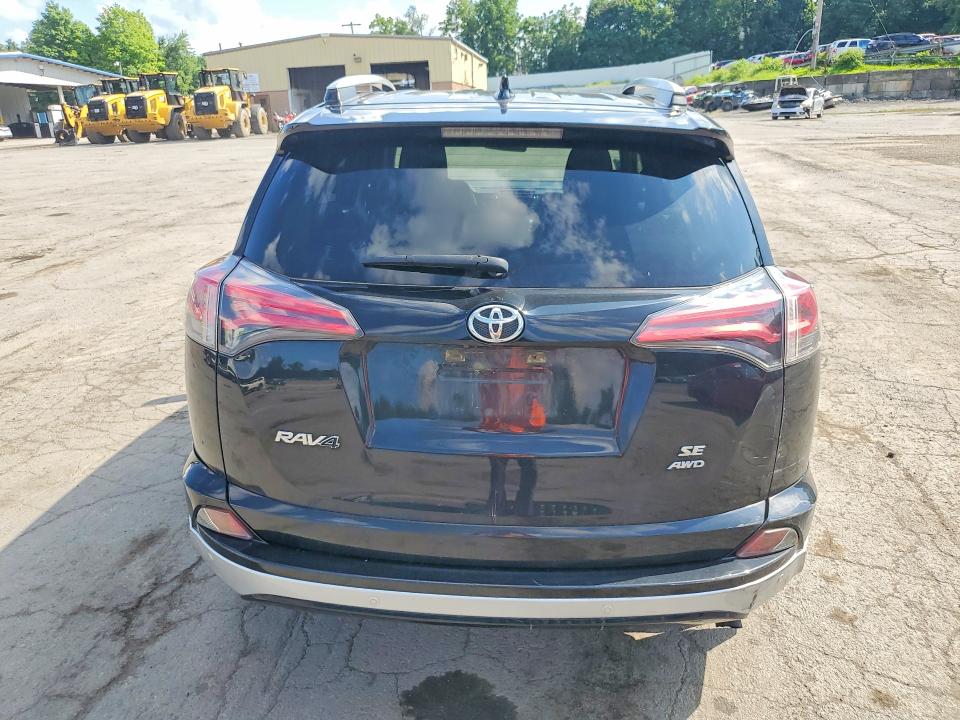 Photo 6 from auction – 2016 TOYOTA RAV4 with VIN JTMJFREV0GJ077192