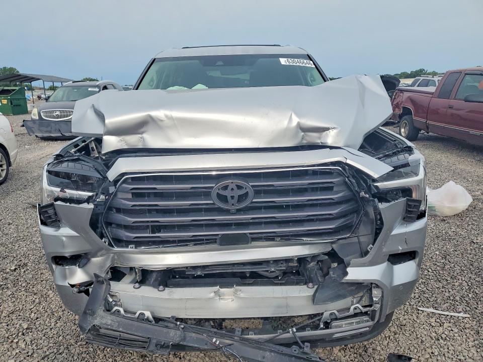 Photo 5 from auction – 2024 TOYOTA SEQUOIA with VIN 7SVAAABAXRX046863