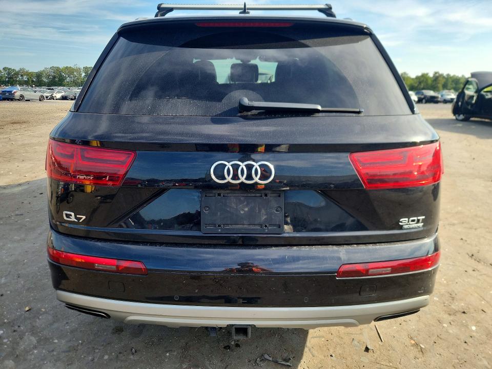 Photo 6 from auction – 2017 AUDI Q7 with VIN WA1LAAF71HD023872