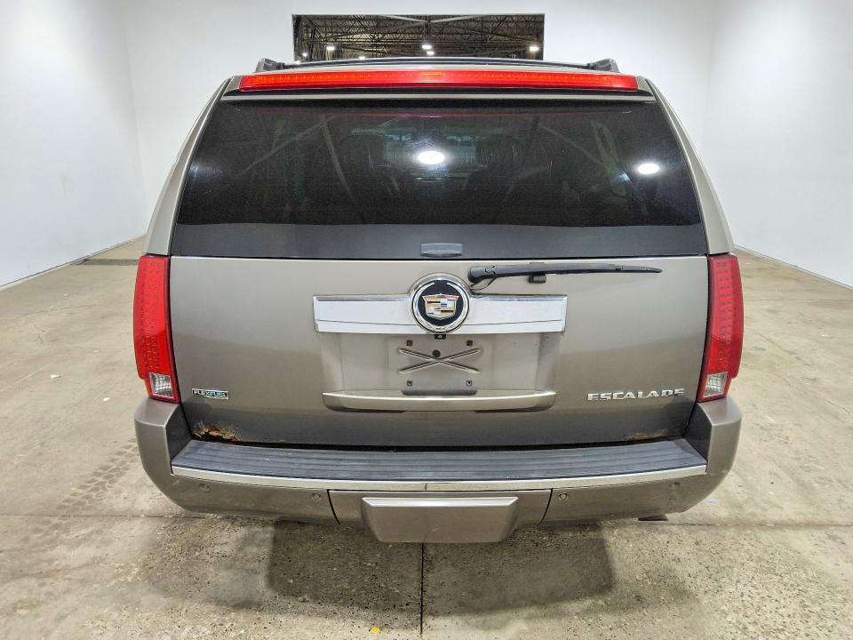 Снимка 6 от търг – 2011 CADILLAC ESCALADE с VIN 1GYS4HEF4BR238029