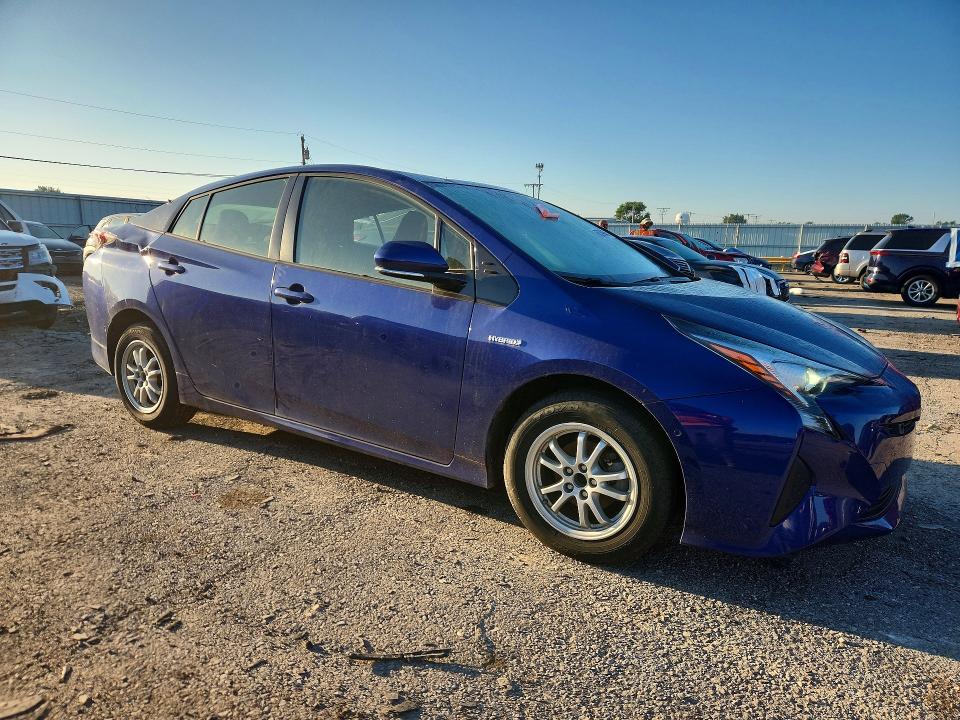 Photo 4 from auction – 2018 TOYOTA PRIUS with VIN JTDKARFU5J3552274