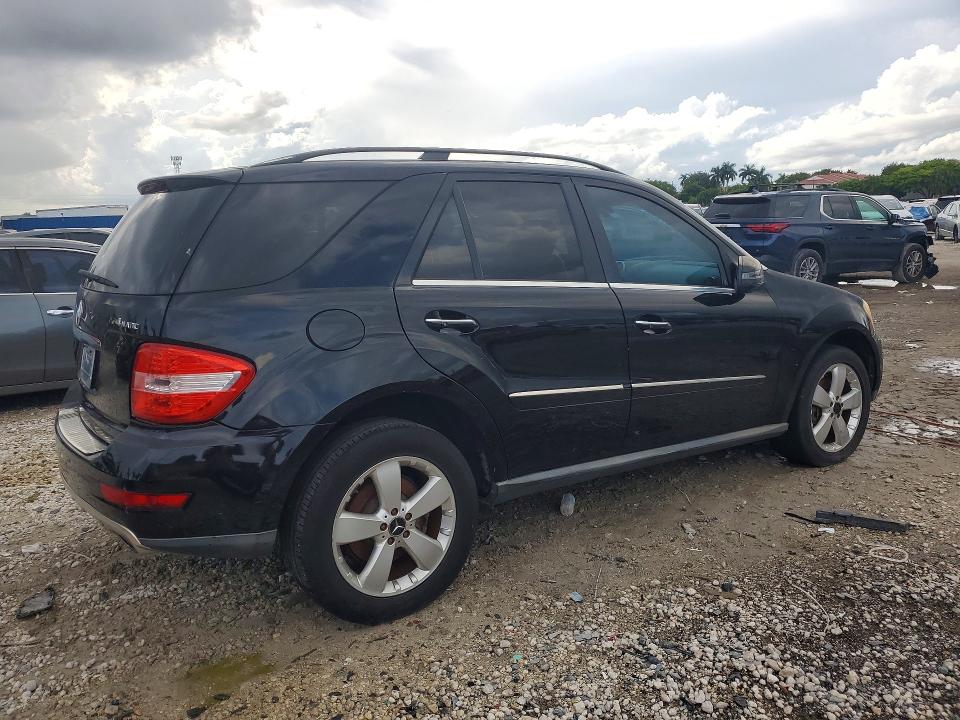 Photo 3 from auction – 2011 MERCEDES-BENZ ML with VIN 4JGBB8GB9BA698724