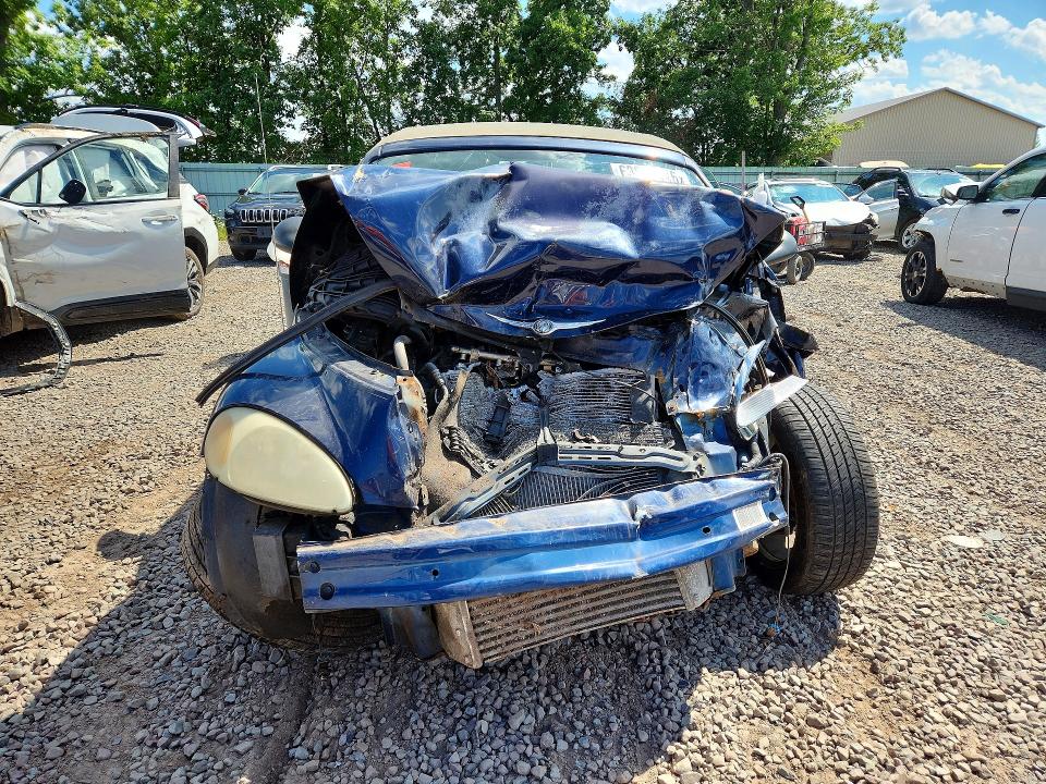 Photo 5 from auction – 2005 CHRYSLER PT CRUISER with VIN 3C3AY75SX5T504151